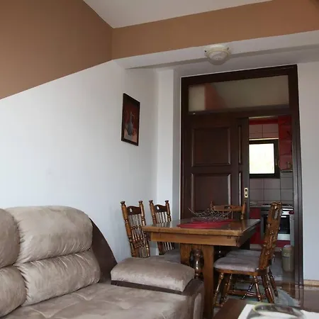 Hsh Apartment Apartmán